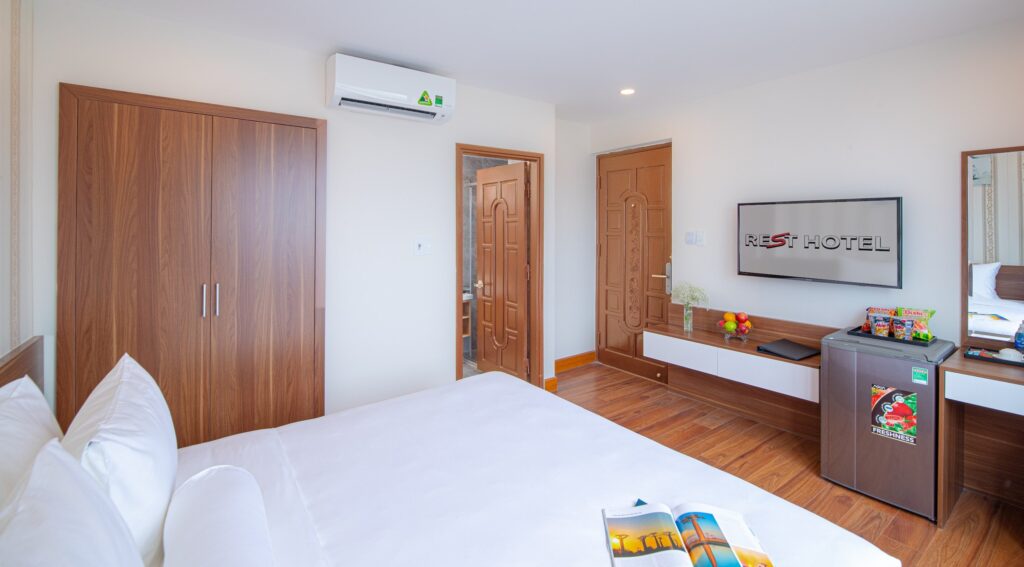 Rest Hotel: Khách sạn đẳng cấp bên bờ sông Hàn tại Đà Nẵng