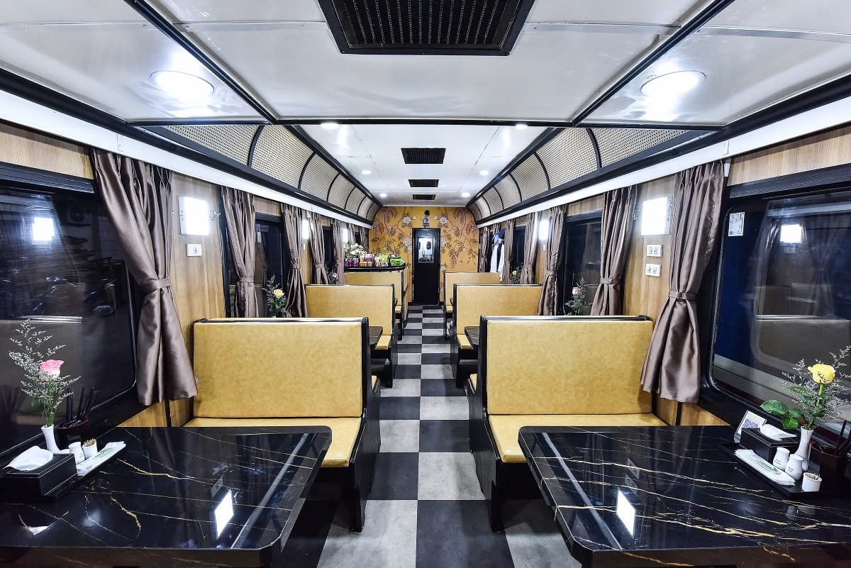 Đoàn tàu SE19 và SE20: Trải nghiệm tàu hỏa chất lượng cao trên hành trình Hà Nội Đà Nẵng