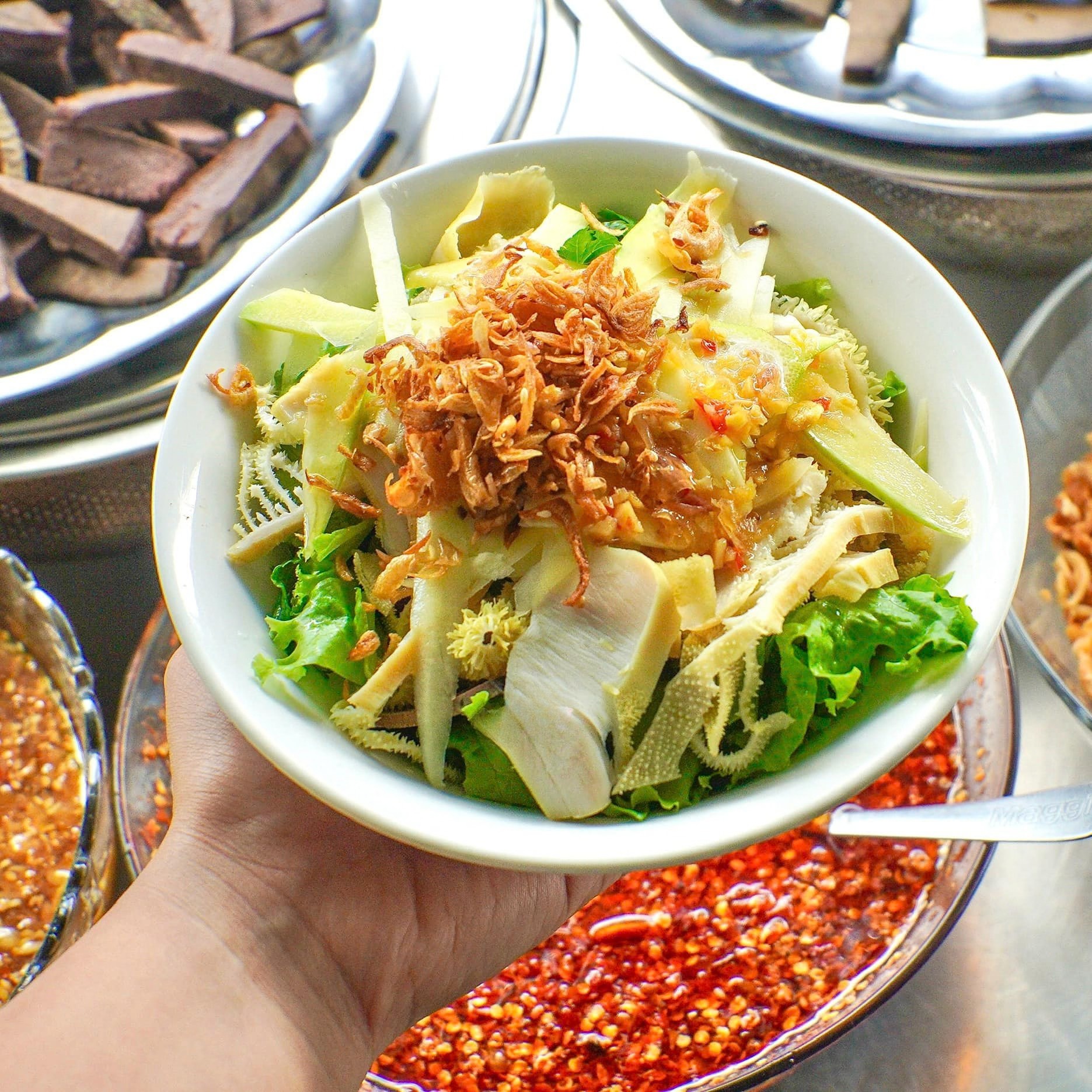 Phá lấu Đà Nẵng ăn ở đâu ngon? Khám phá 6 quán phá lấu đậm vị khiến thực khách mê mẩn