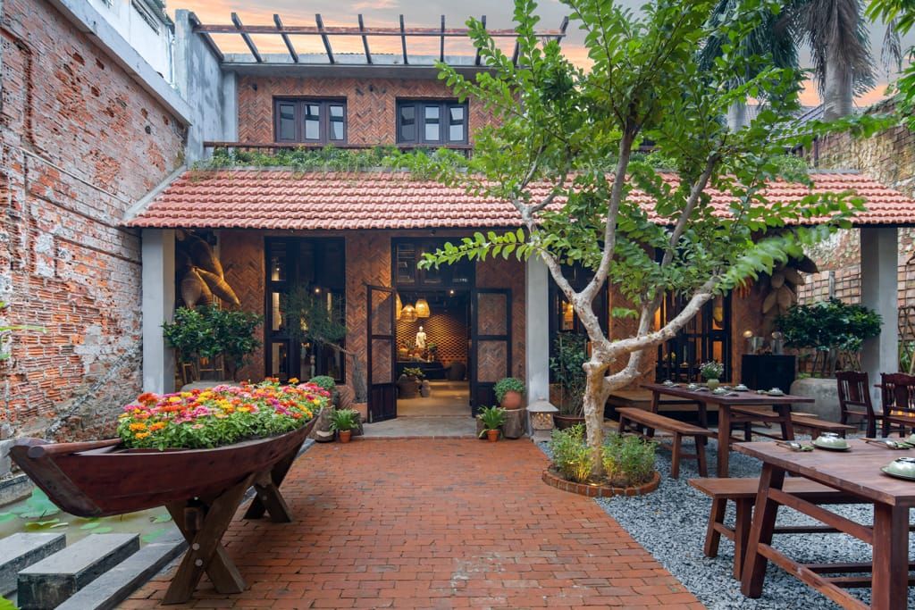 8 Quán buffet chay Đà Nẵng ngon nổi tiếng: Gợi ý những địa điểm đáng thử cho tín đồ ẩm thực chay