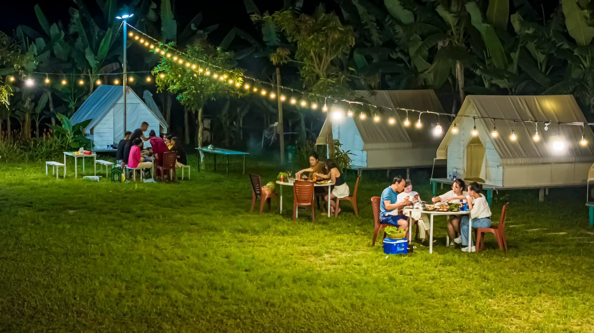 Làng Mê Đà Nẵng có gì đặc biệt? Review địa điểm cắm trại cực chill giữa núi rừng