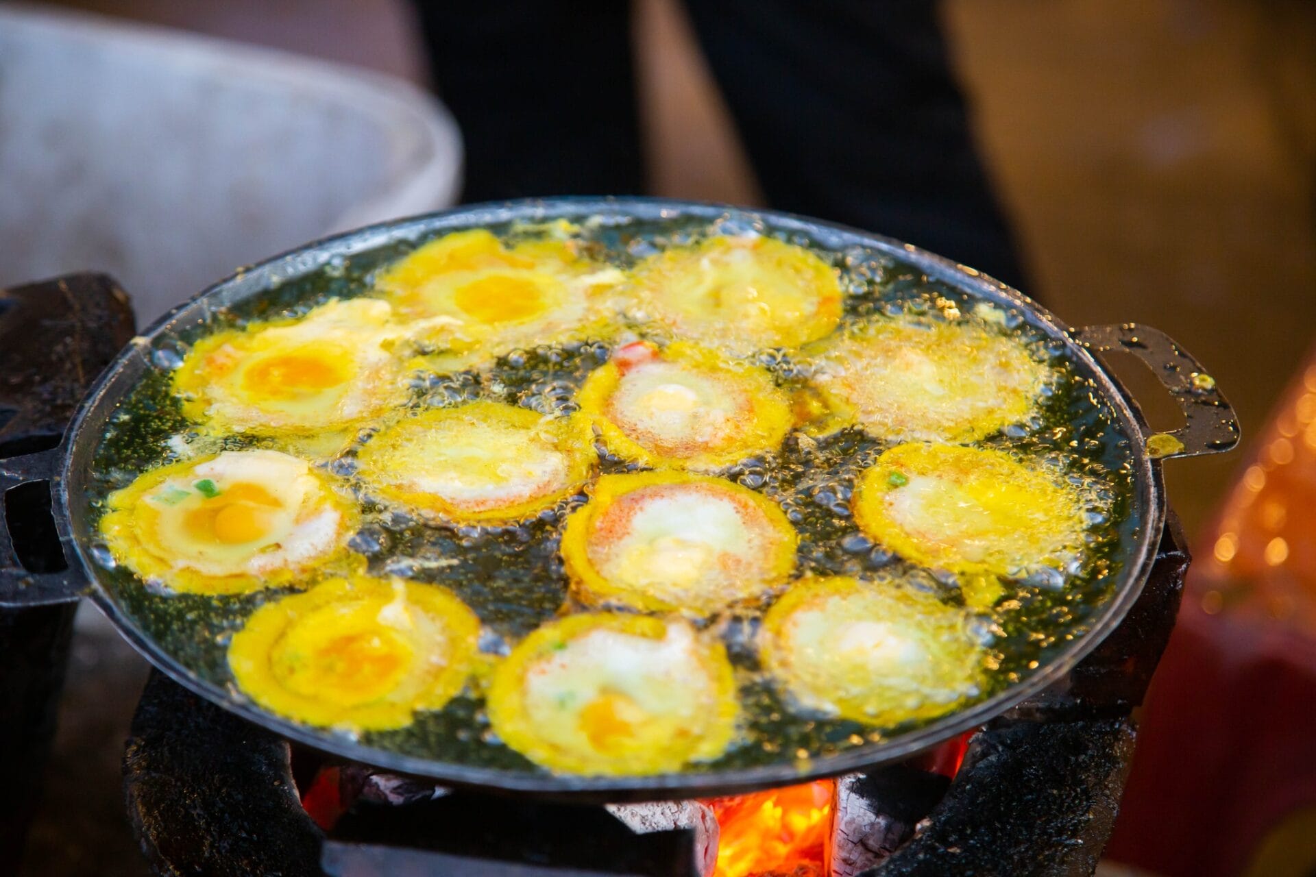 Bánh tráng đập Đà Nẵng ăn ở đâu ngon, đúng vị và đáng thử nhất?