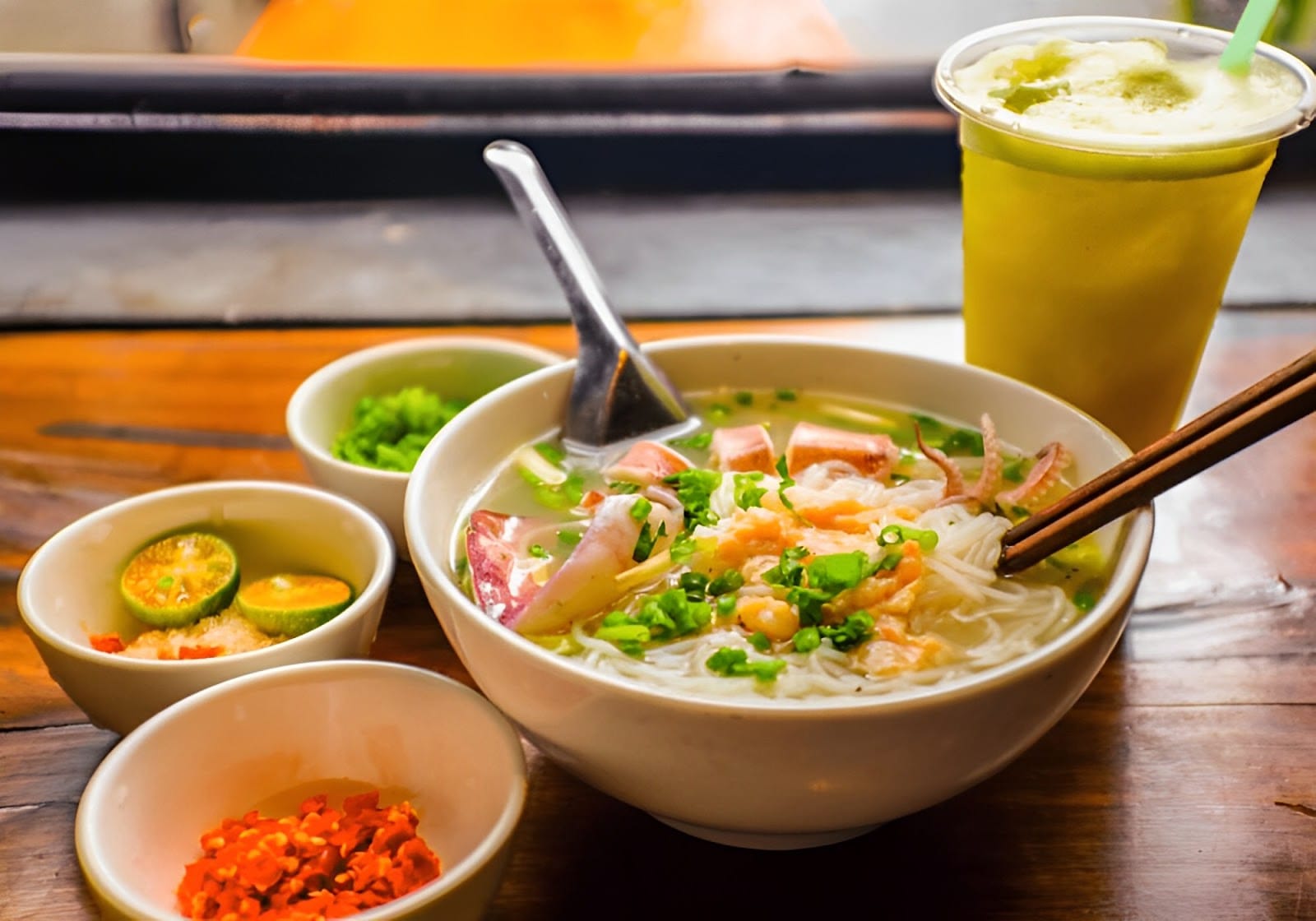 Bún quậy Đà Nẵng có gì hấp dẫn mà nhiều thực khách muốn thử ngay khi ghé phố biển?