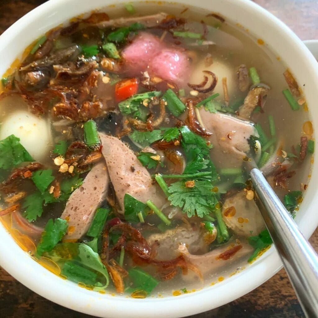 Cháo chờ Nam Ô có gì hấp dẫn mà thực khách đến Đà Nẵng vẫn sẵn sàng ngồi đợi để thưởng thức?