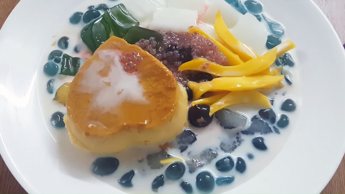 Chè Liên Đà Nẵng Có Gì Đặc Biệt? Review Quán Chè Thái Sầu Riêng Nổi Tiếng Đà Thành