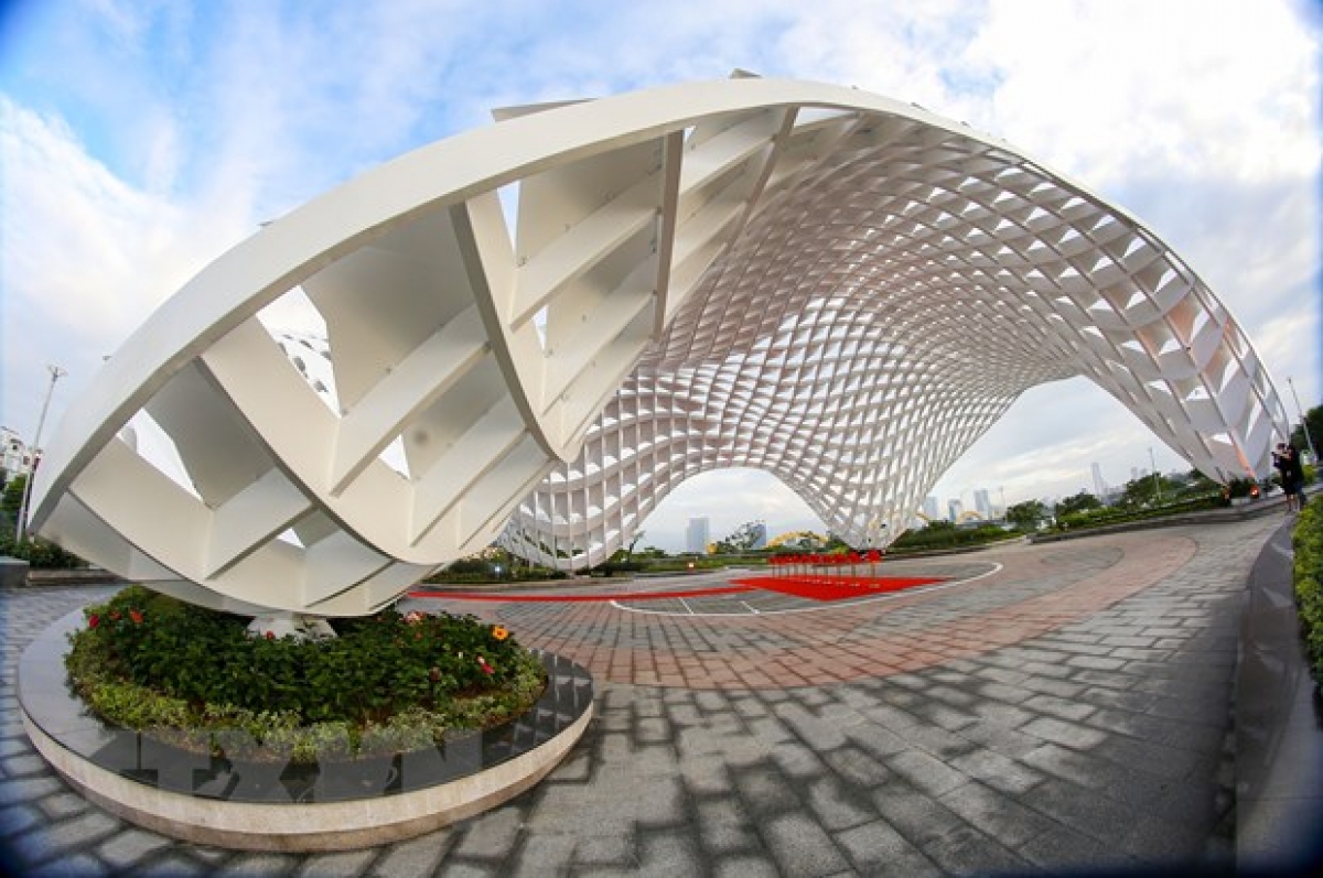 Công viên Apec có gì đặc biệt mà trở thành điểm check-in nổi bật giữa trung tâm Đà Nẵng?