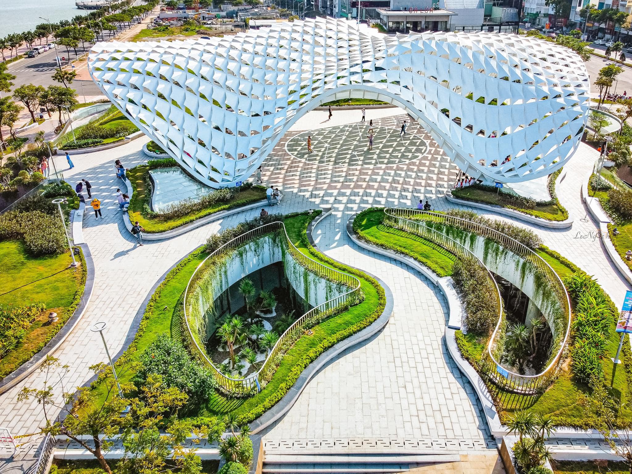 Công viên Apec có gì đặc biệt mà trở thành điểm check-in nổi bật giữa trung tâm Đà Nẵng?