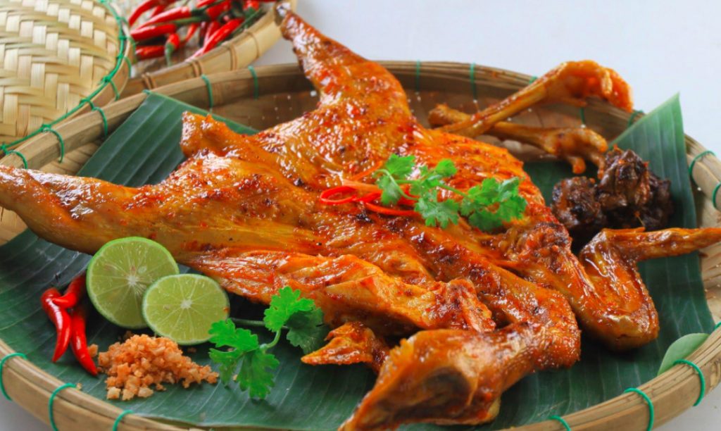 Đặc sản Quảng Nam ăn gì ngon? Khám phá 15 món trứ danh khiến du khách nhớ mãi