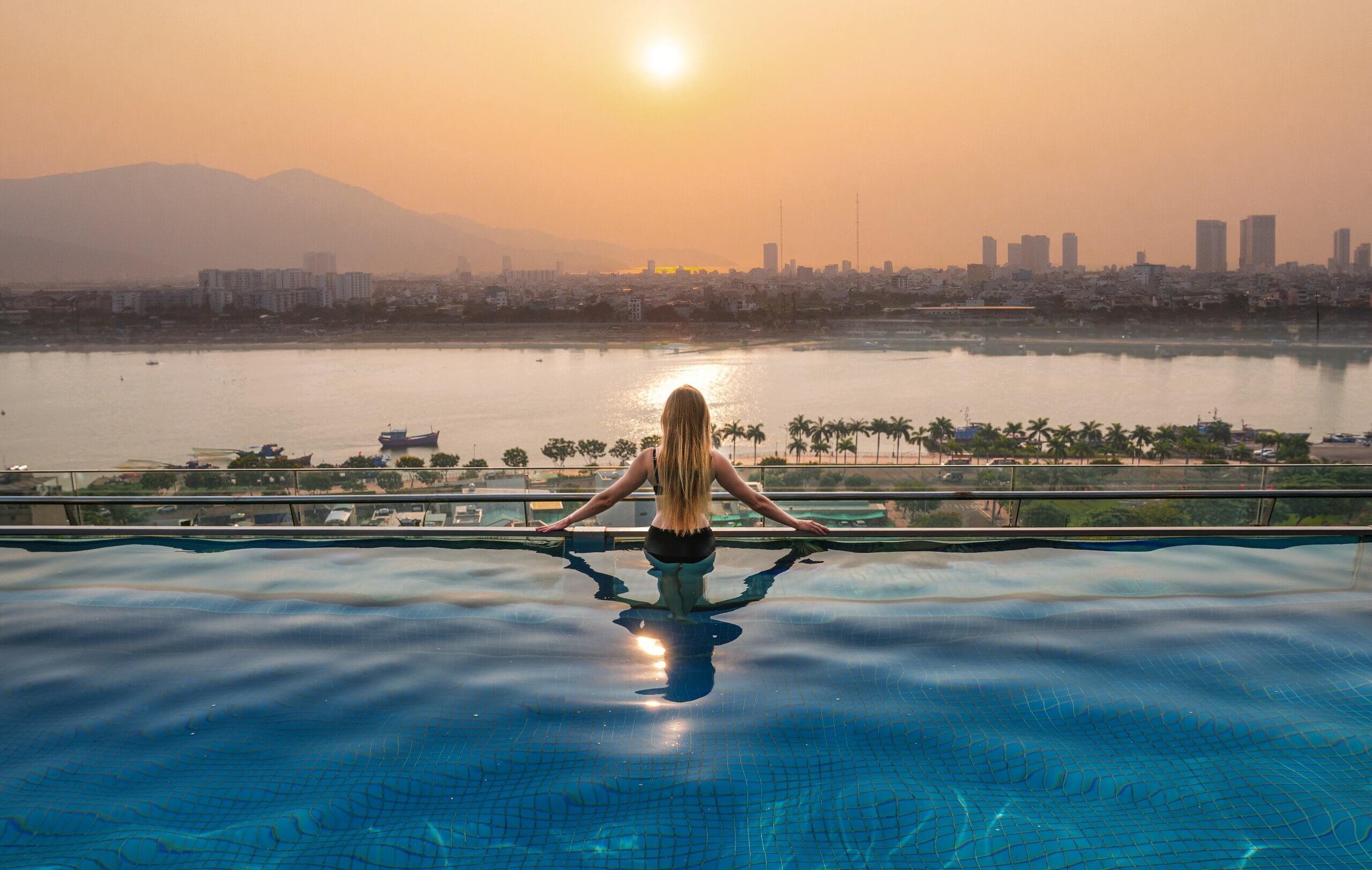 Khách sạn New Orient Đà Nẵng: Trải nghiệm nghỉ dưỡng sang trọng giữa lòng thành phố biển