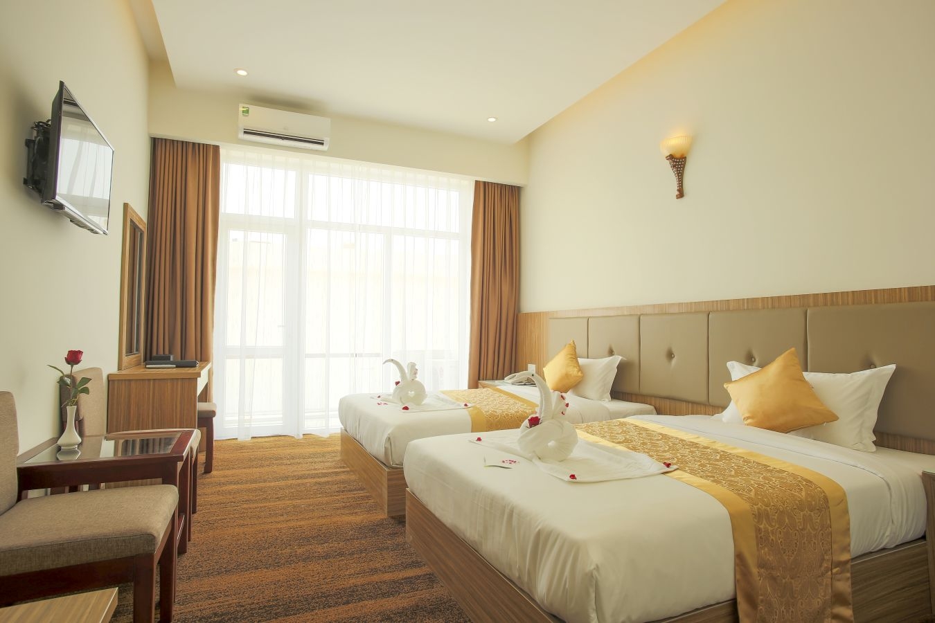 Khách sạn Red Palace: Không gian nghỉ dưỡng thanh lịch giữa trung tâm thành phố Đà Nẵng