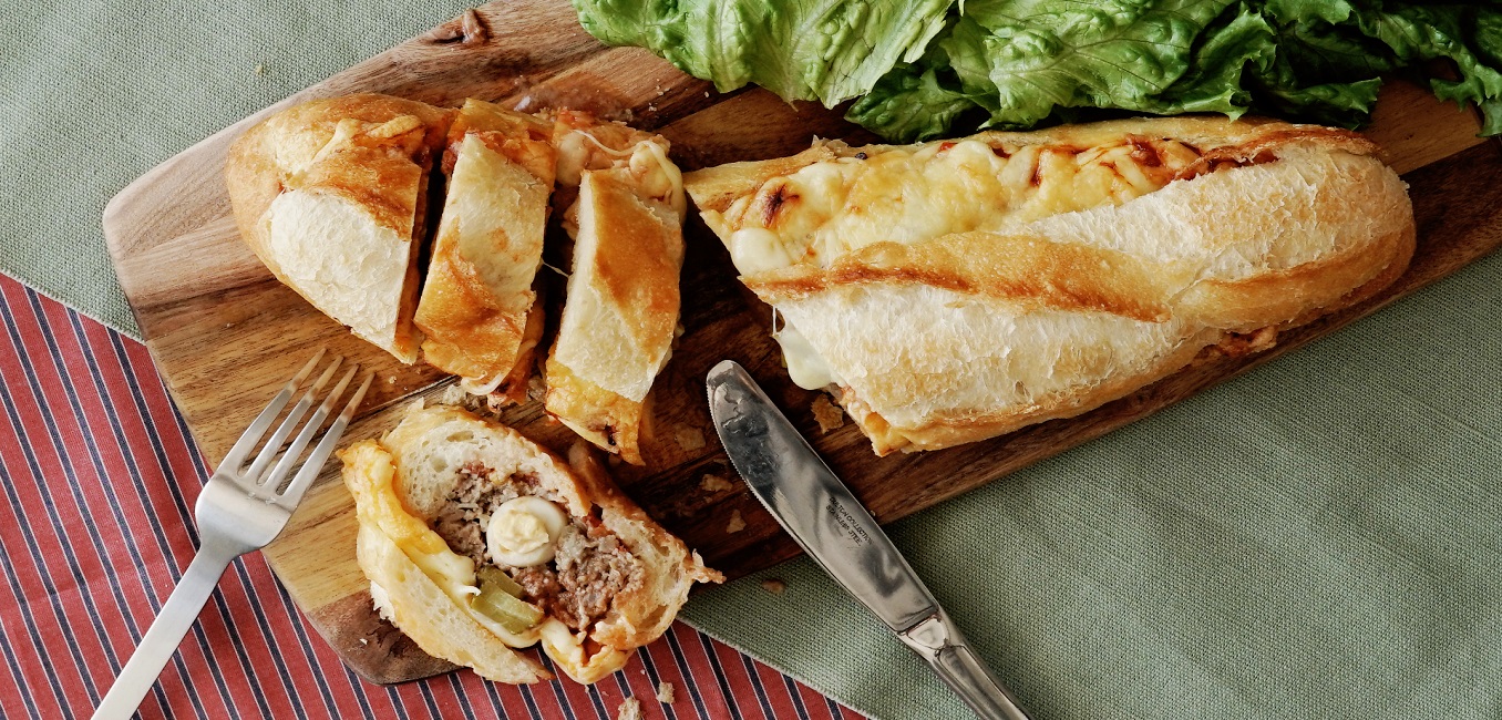 Quán bánh mì Đà Nẵng nào ngon? Khám phá 15 địa chỉ bánh mì trứ danh giữa lòng thành phố biển