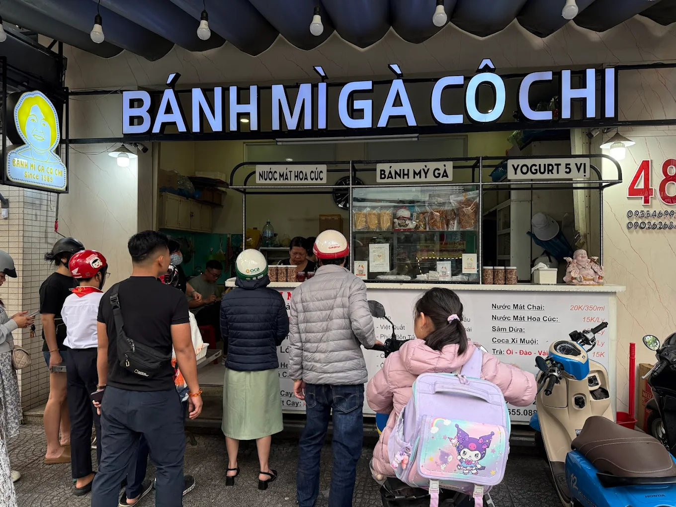 Quán bánh mì Đà Nẵng nào ngon? Khám phá 15 địa chỉ bánh mì trứ danh giữa lòng thành phố biển