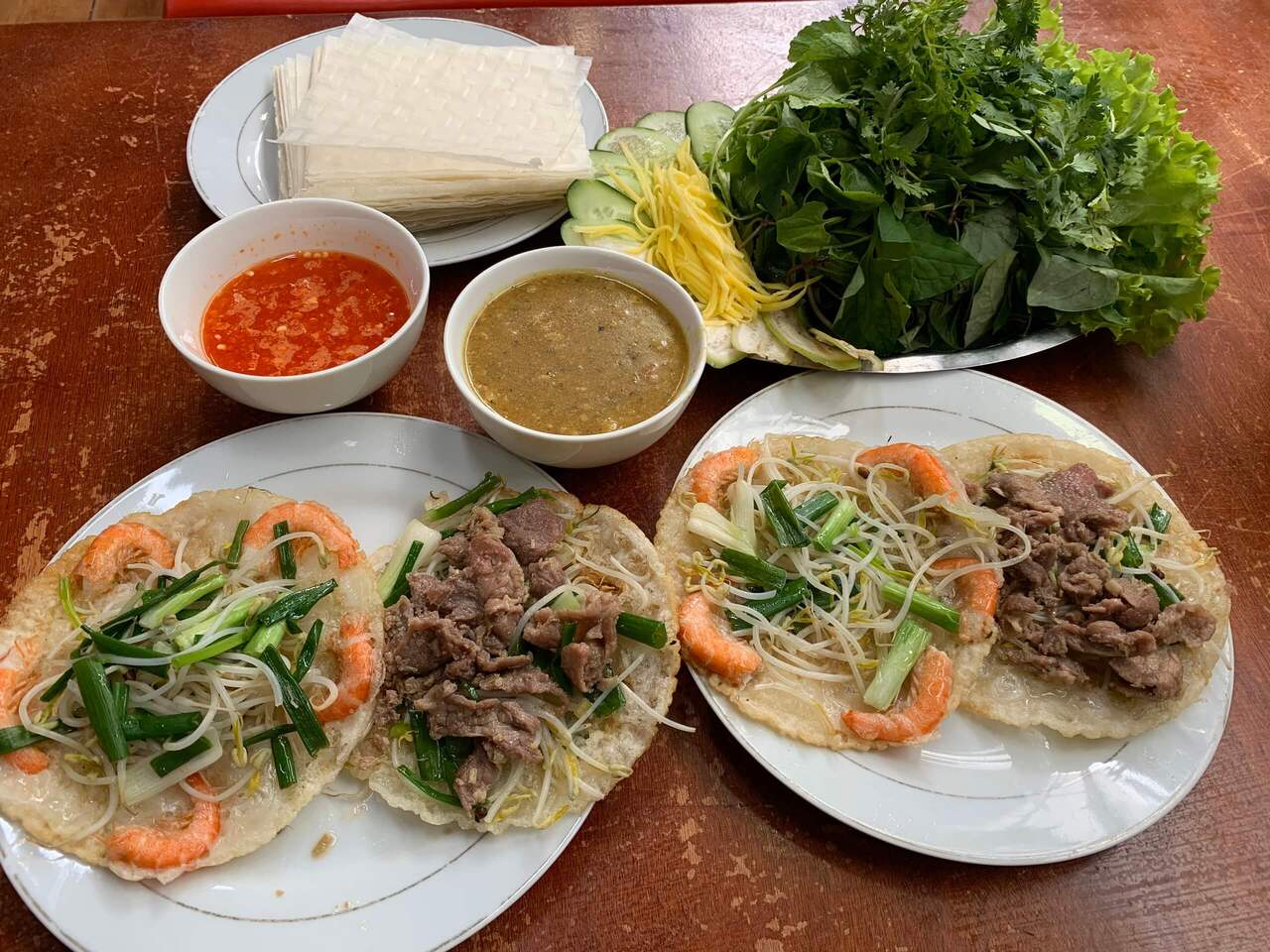 Quán bánh xèo tôm nhảy Đà Nẵng ngon nổi tiếng, hương vị giòn rụm khó quên