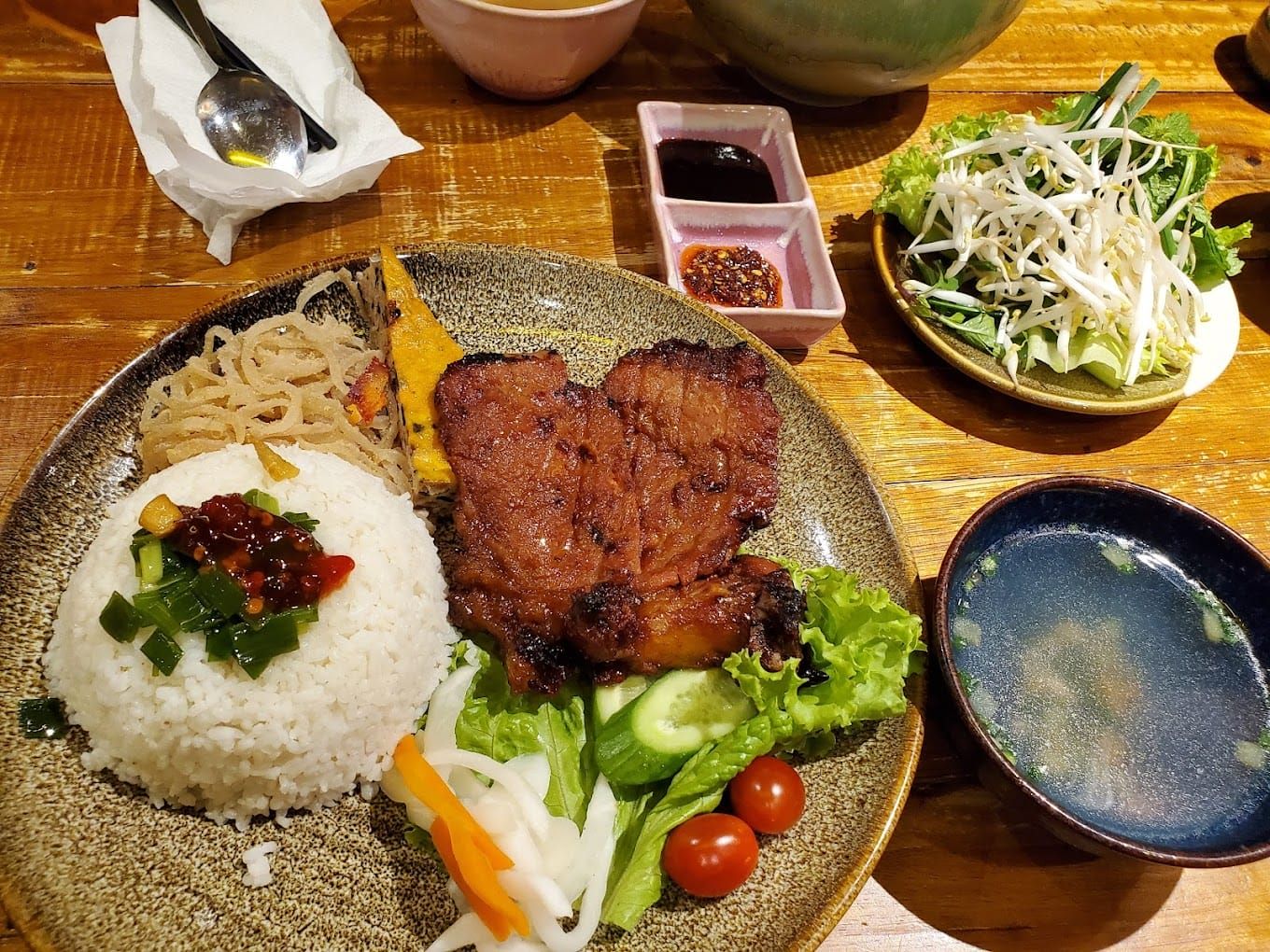 Quán cơm tấm Đà Nẵng chuẩn vị Sài Gòn và đáng thử khi du lịch hoặc sinh sống tại thành phố biển