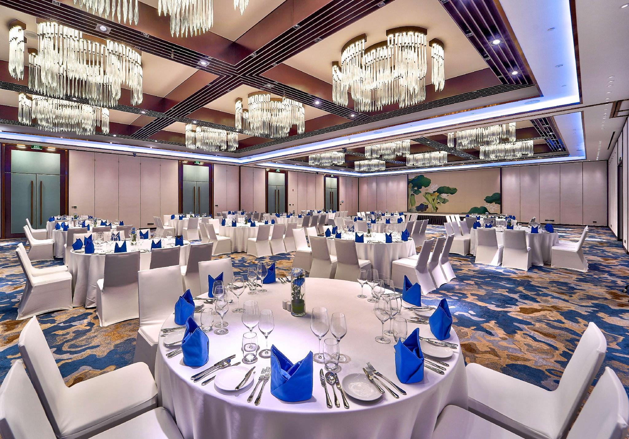 Review Hilton Đà Nẵng – Trải Nghiệm Khách Sạn 5 Sao Bên Sông Hàn Đáng Thử