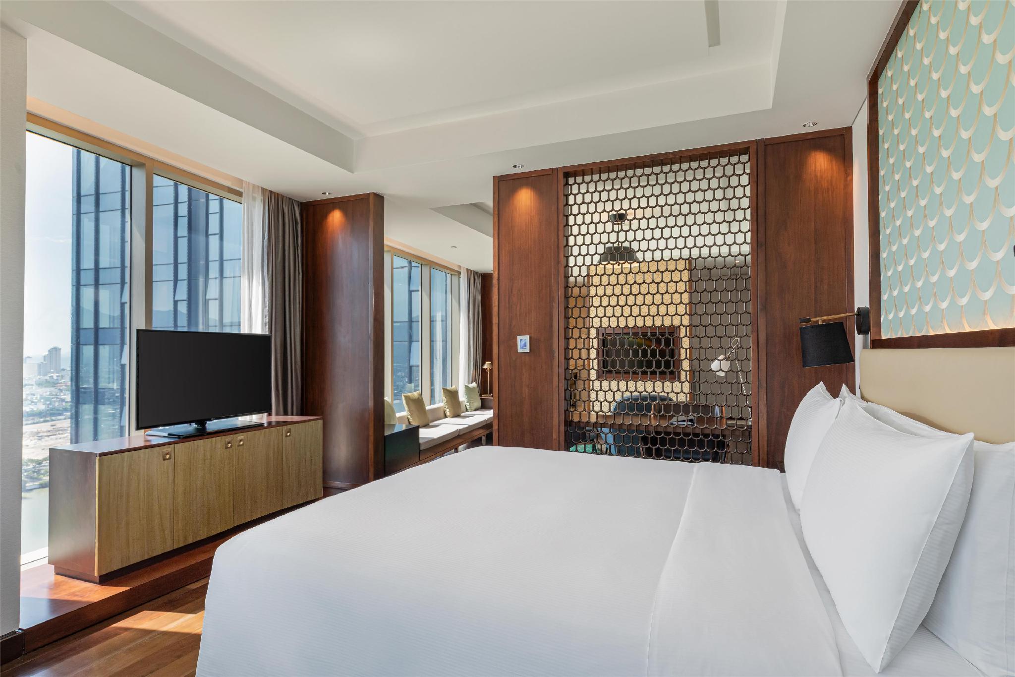 Review Hilton Đà Nẵng – Trải Nghiệm Khách Sạn 5 Sao Bên Sông Hàn Đáng Thử