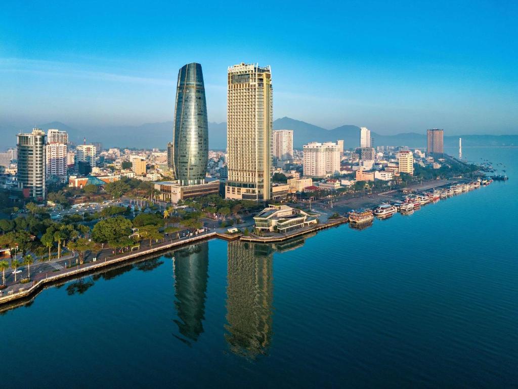 Review Novotel Danang Premier Han River: Trải nghiệm nghỉ dưỡng sang trọng bên sông Hàn