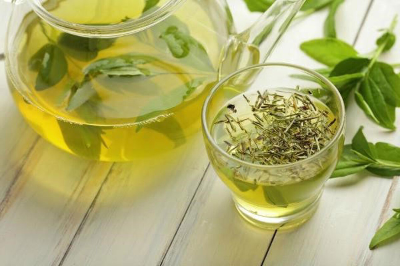 Trà sâm dứa có gì hấp dẫn mà nhiều du khách tìm mua khi đến Đà Nẵng?