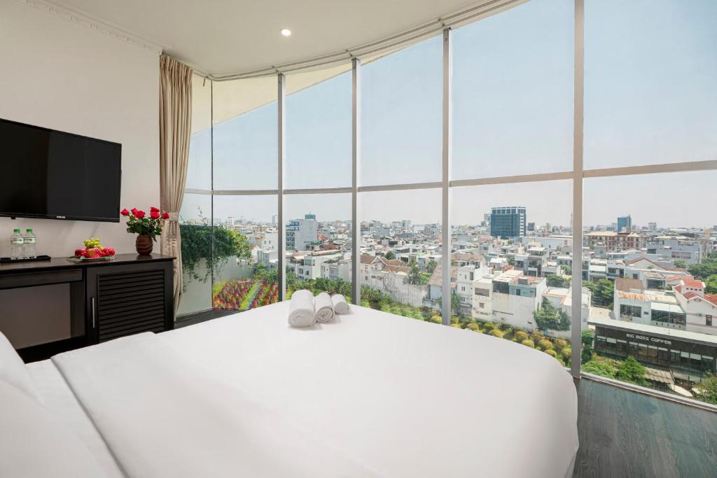 Review Amanda Hotel chi tiết về phòng nghỉ và dịch vụ