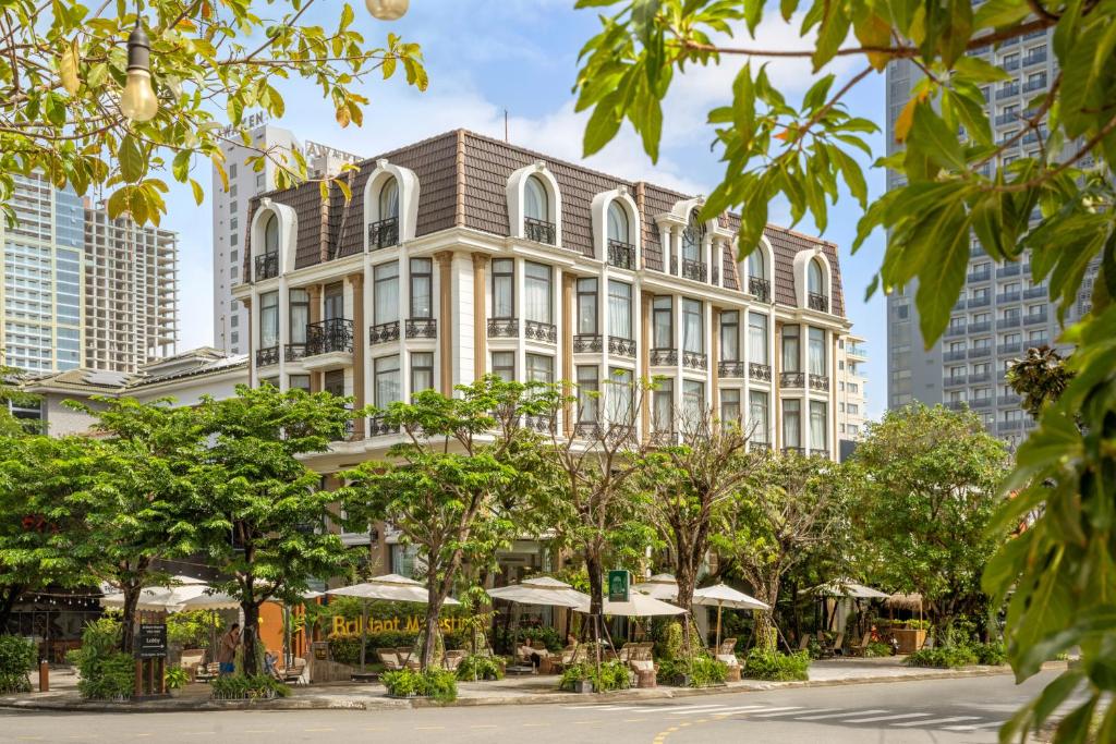 Review Brilliant Hotel Đà Nẵng chi tiết từ vị trí đến tiện ích
