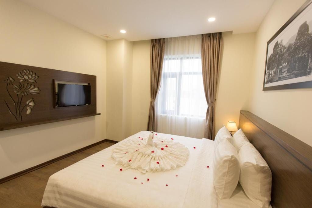 Review Central Hotel and Spa Danang: Nghỉ giữa trung tâm, thư giãn bên hồ bơi tầng thượng