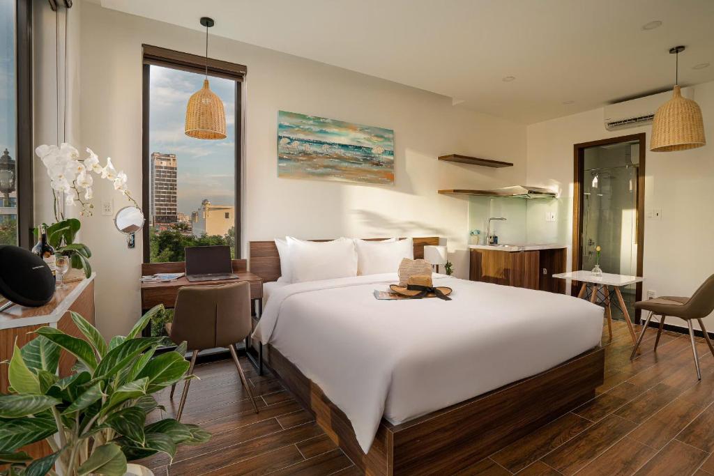 Review Dragon View Riverfront Hotel chi tiết về phòng nghỉ và dịch vụ
