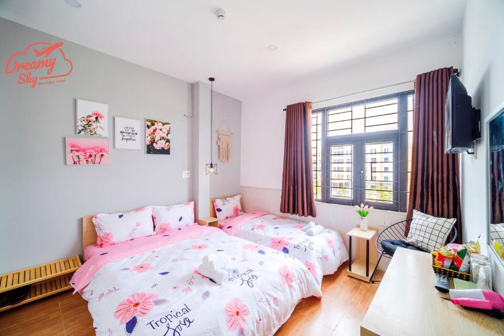 Review Dreamy Sky Boutique Hotel gần sân bay Đà Nẵng