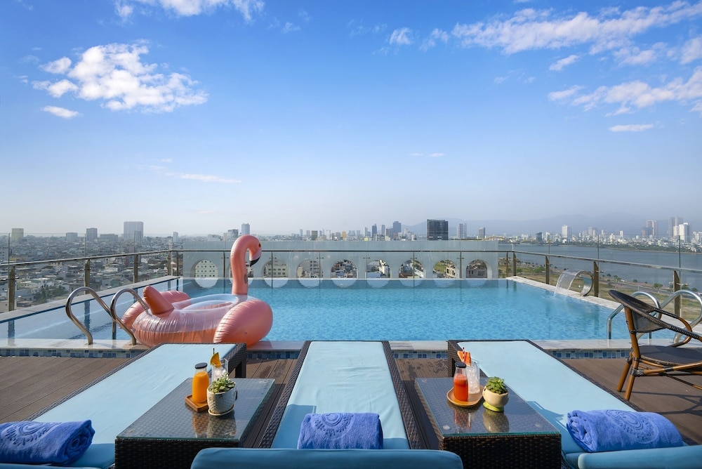 Review Gold Plaza Hotel Da Nang chi tiết