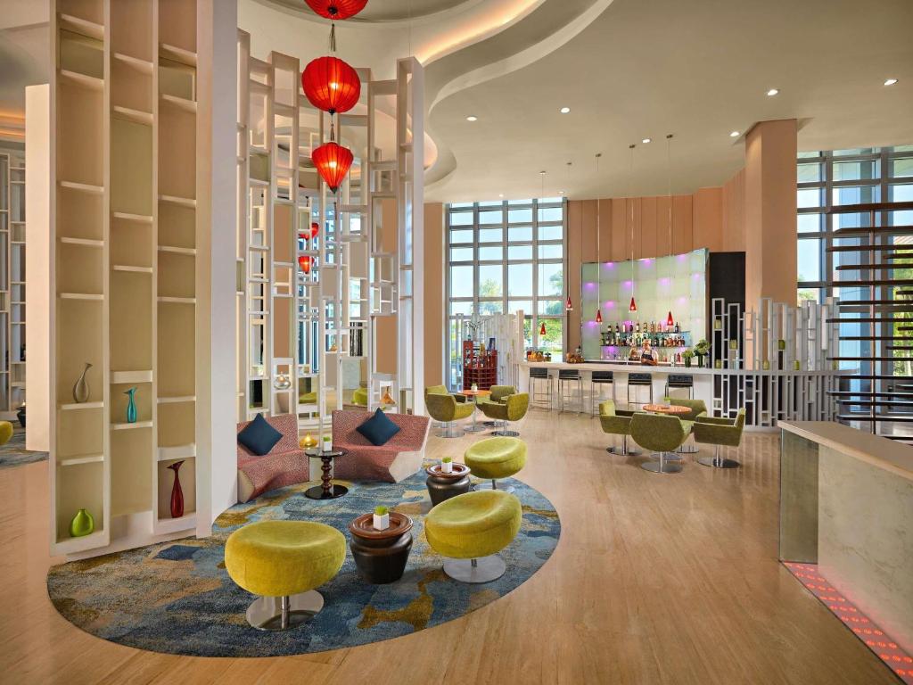 Review Grand Mercure Đà Nẵng chi tiết về phòng nghỉ và tiện ích