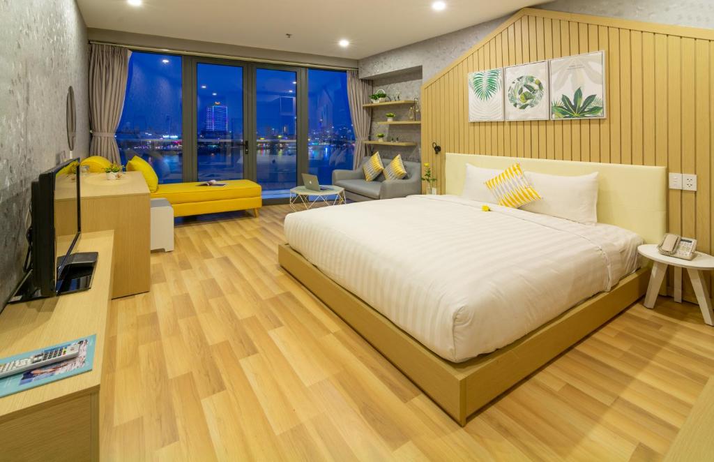 Review Happy Day Riverside Hotel & Spa Danang chi tiết