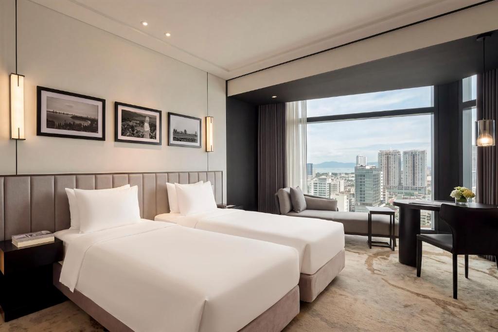 Review Khách sạn Crowne Plaza DANANG CITY CENTRE, thuộc tập đoàn IHG