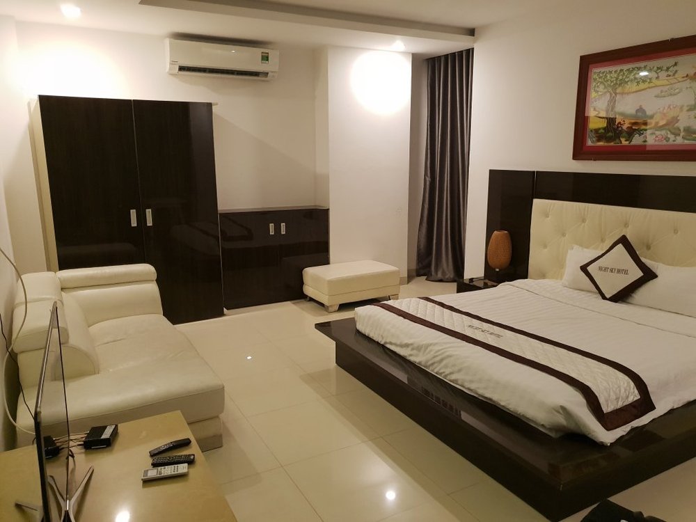 Review Khách sạn Night Sky Đà Nẵng chi tiết