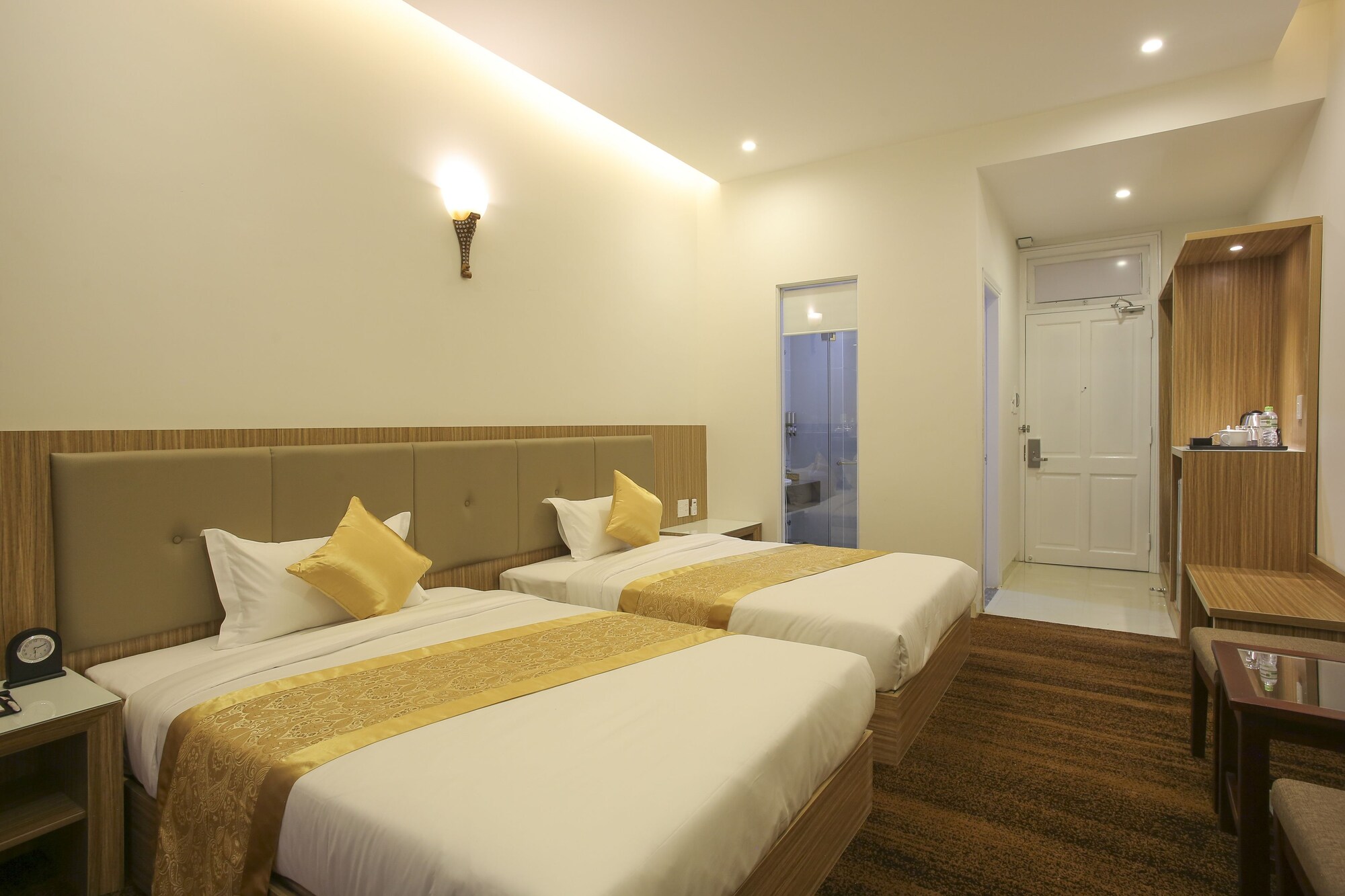 Review Khách sạn Red Palace Đà Nẵng chi tiết