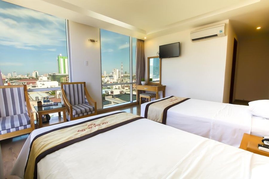 Review Nhat Linh Hotel & Suites Da Nang chi tiết từ A đến Z