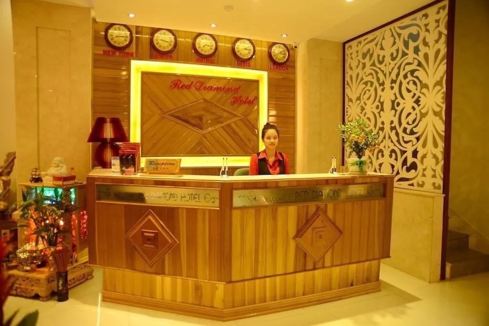 Review Red Diamond Đà Nẵng by Bay Luxury: Lưu trú gần Bảo tàng Chăm