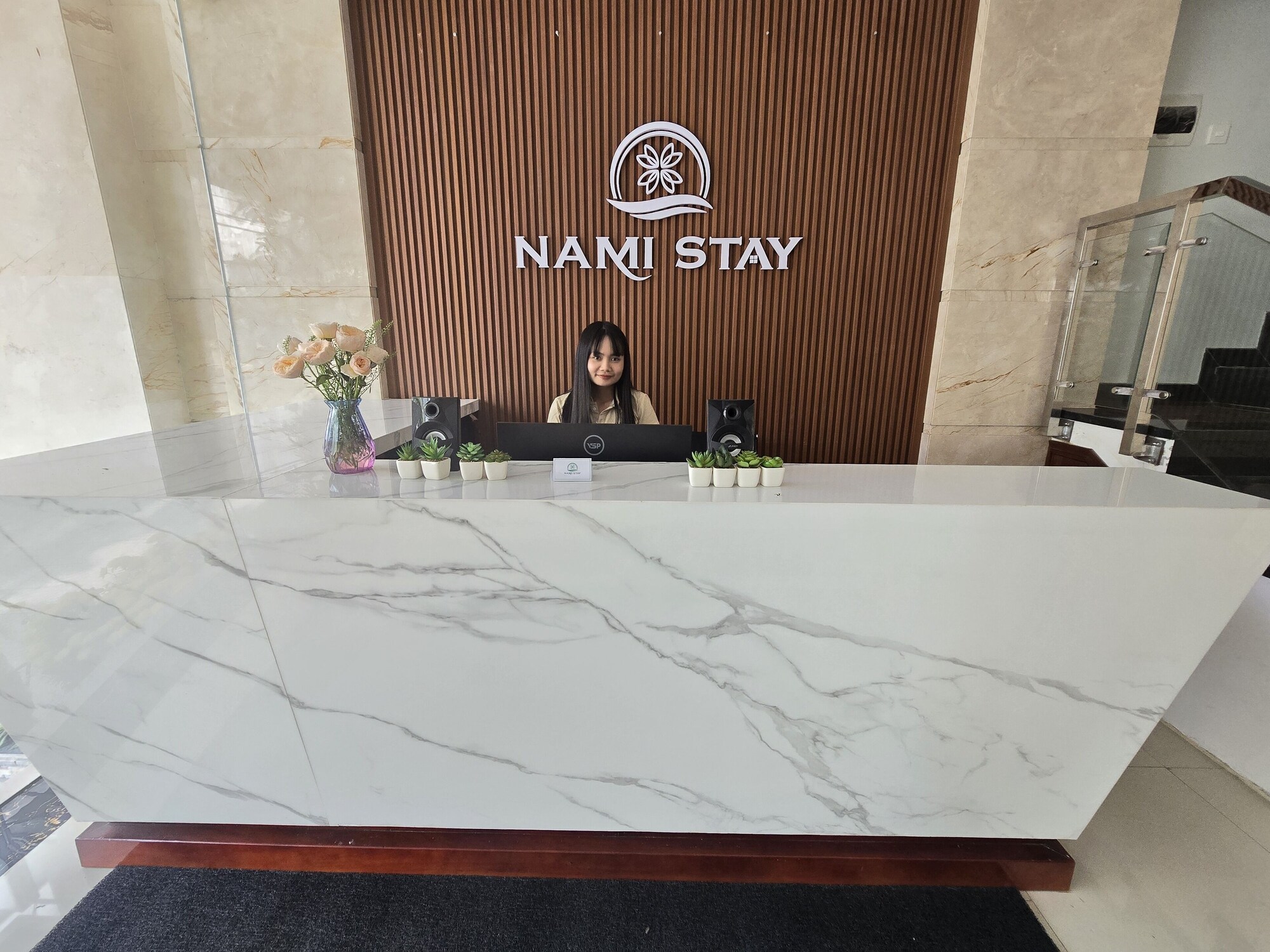 Review Sea Near Me Hotel Đà Nẵng gần biển Mỹ Khê