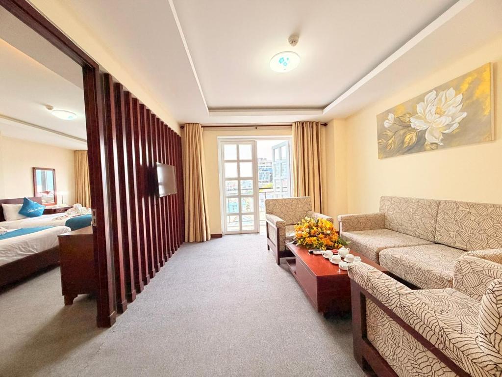 Review Tien Sa Hotel Đà Nẵng chi tiết từ phòng nghỉ đến tiện ích